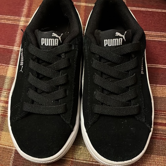 PUMA No-Lace Classics - Picture 2 of 9